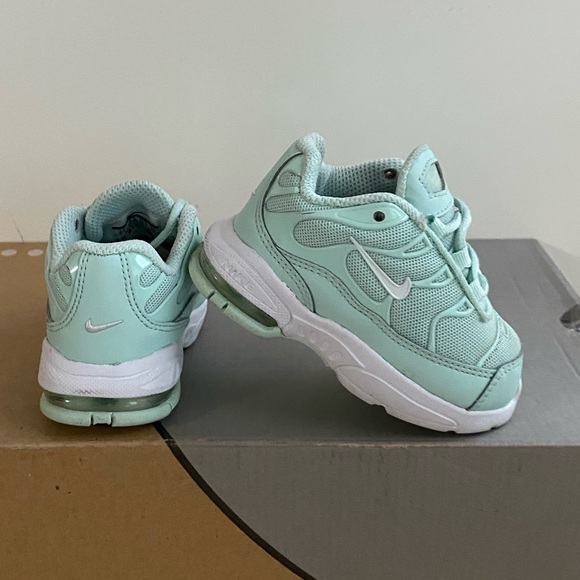 RARE Nike Air max Plus TN “MINT” Toddler Sneakers- SZ 4 C - Picture 6 of 15